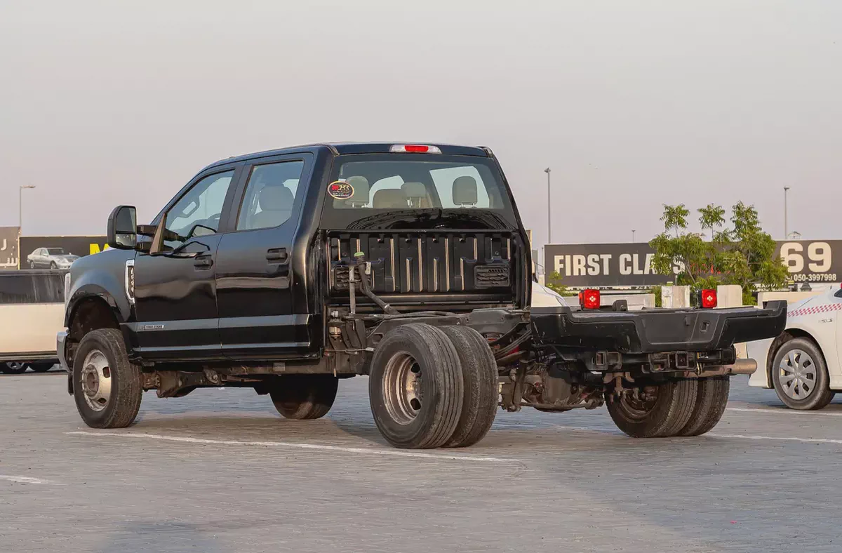 2019 Ford F-350 SUPER DUTY American Specs - GCC Resale-2-2