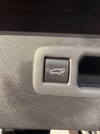 Toyota Highlander GLE HEV GLE Hybrid Full option 2023-21