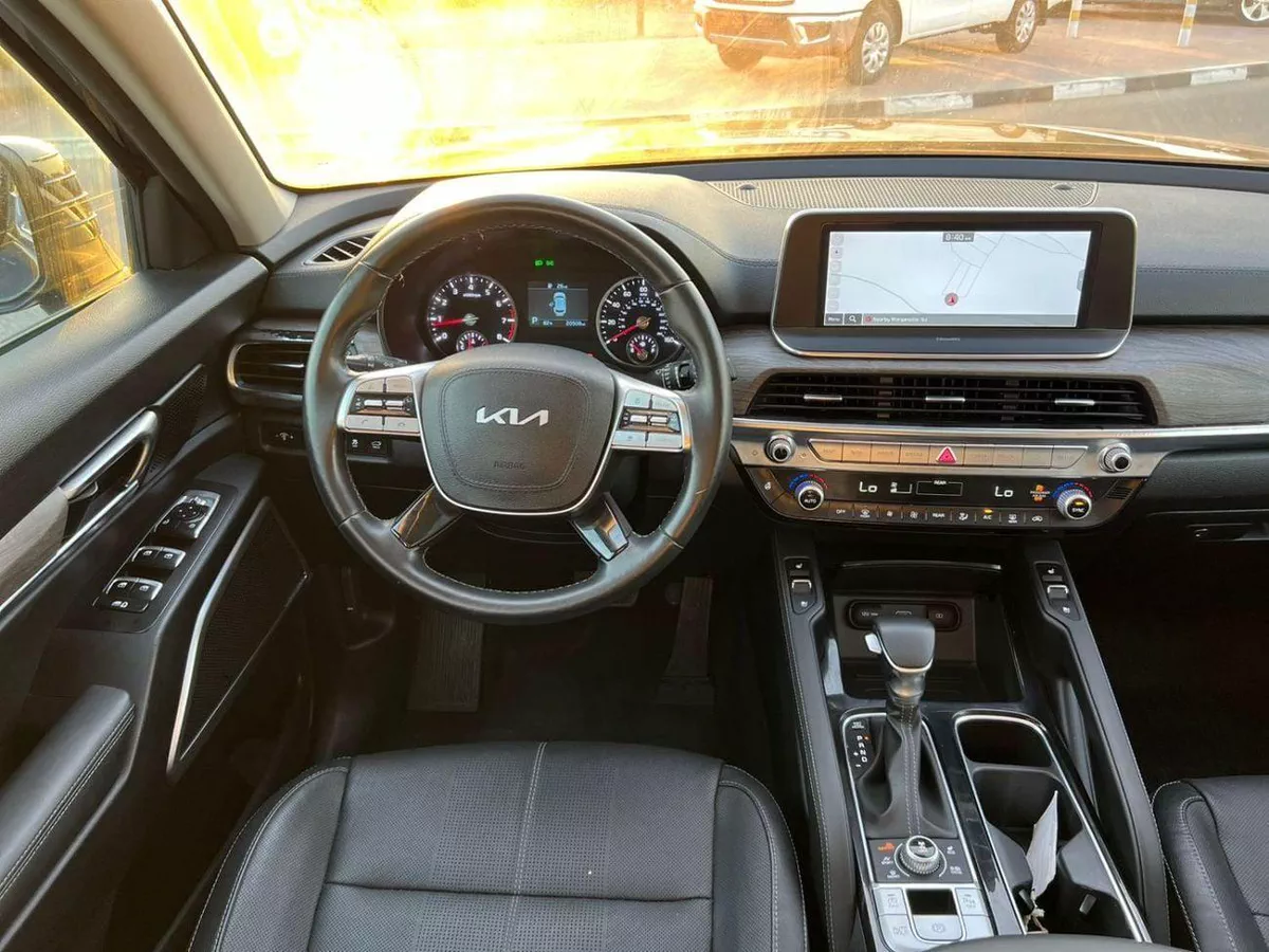 Kia Telluride EX 2022 Kia Telluride Full Option 3.8L V6 - Rear Camera Leather Seat & Sensor - Sunroof - AWD 4x4-12-0