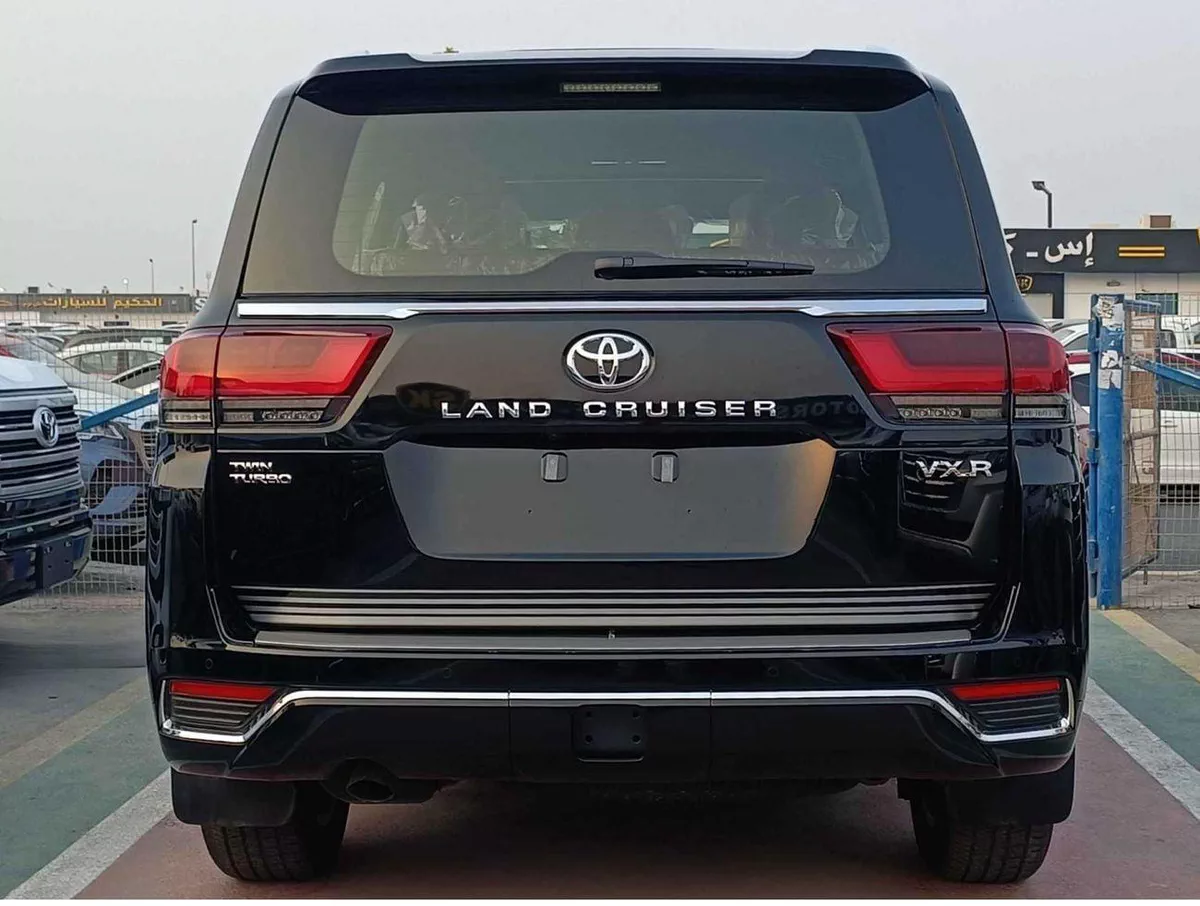 Toyota Land Cruiser VXR 3.5 | VXR TWIN TURBO | JBL WITH HEADSUP DISPLAY | 360* CAM | SUNROOF | FULL OPTION-2-0