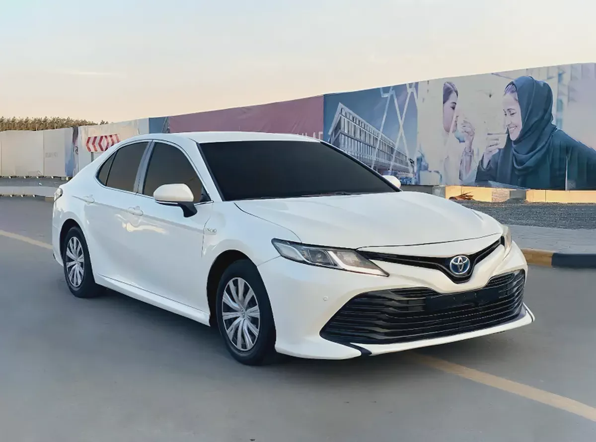 Only 700 / Monthly - 0 Down payment | 2020 | Toyota Camry | 4-Cyl 2.5L Hybrid engine