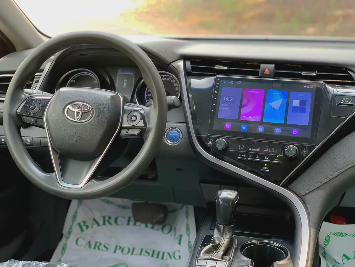 Only 700 / Monthly - 0 Down payment | 2020 | Toyota Camry | 4-Cyl 2.5L Hybrid engine-4-4