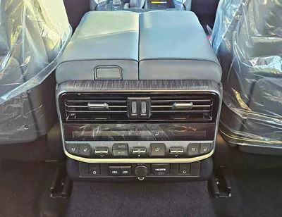 Toyota Land Cruiser VXR 3.5L PETROL | Radar | HUD | Top Variant | Aero Body Kit (CODE # VXR31HK)-10
