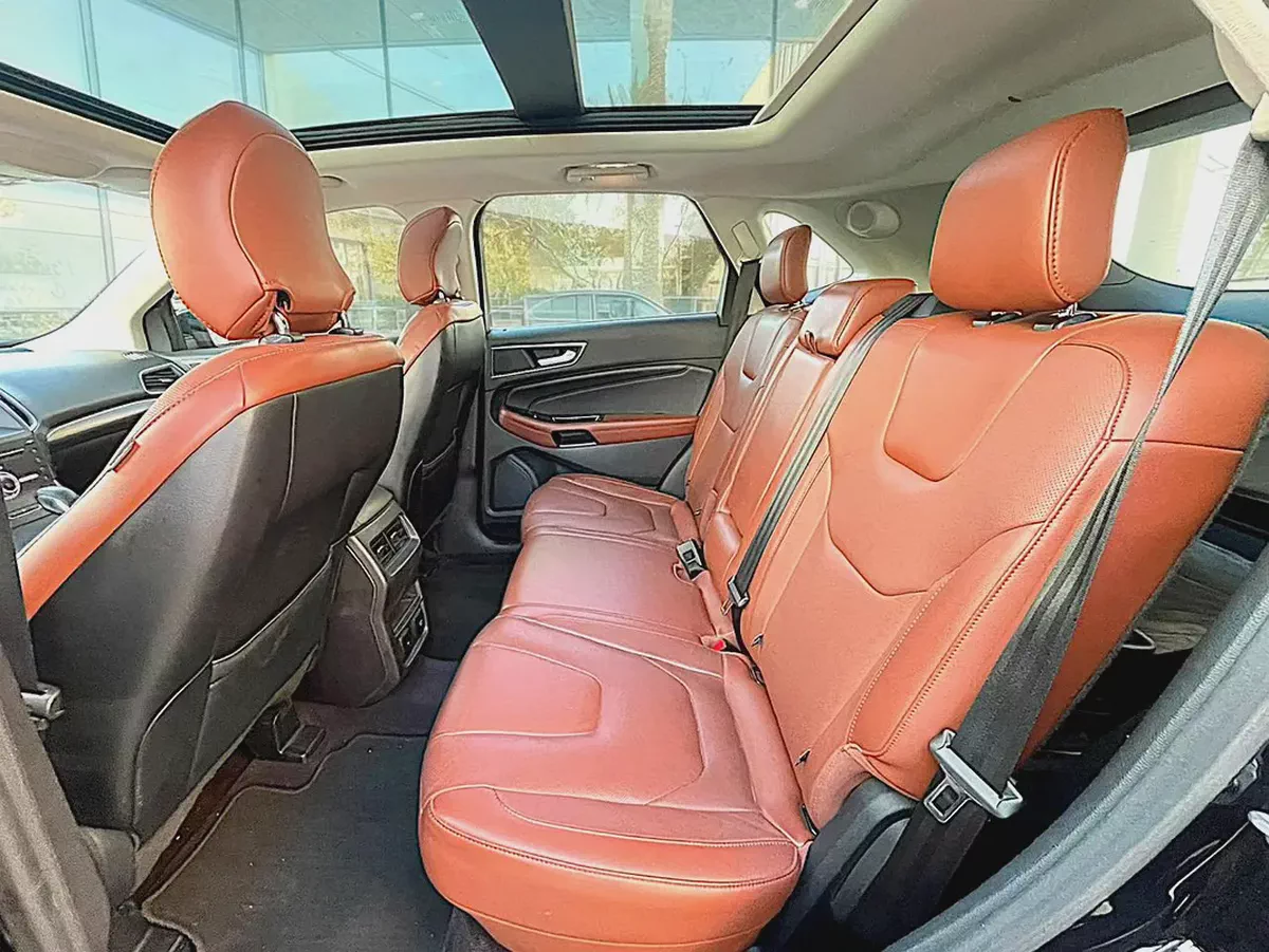 AED 1,045 P.M | Ford Edge 3.5 V6 Titanium 2017 - GCC Specs -under warranty | ORIGINAL PAINT-17-17