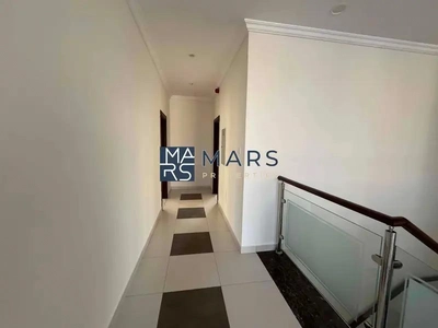 | Luxerious 4 Bedroom Villa | Big Garden | Prime Location |-18