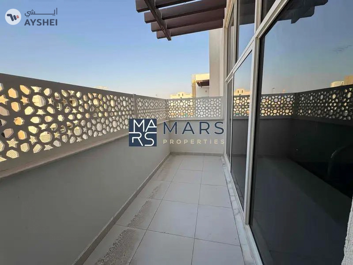 | Luxerious 4 Bedroom Villa | Big Garden | Prime Location |-12-12
