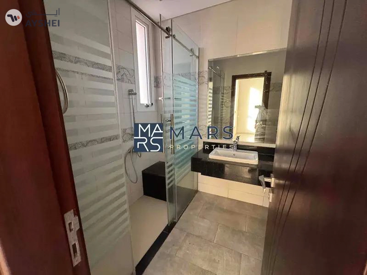 | Luxerious 4 Bedroom Villa | Big Garden | Prime Location |-19-19