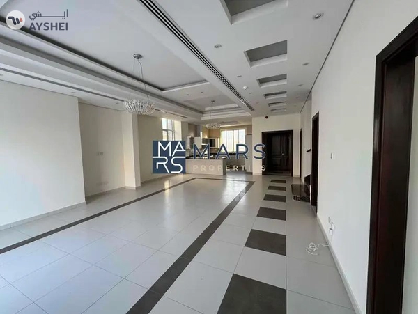 | Luxerious 4 Bedroom Villa | Big Garden | Prime Location |