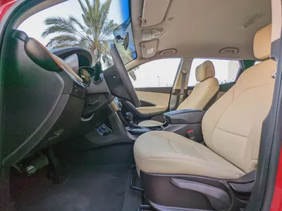 Hyundai Santa Fe 2016 GCC Mint Condition With Beige Interior Super 7 Seater Family SUV-6