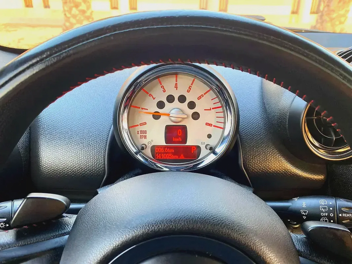 COUNTRYMAN 2015 MINI   S-ALL4 JCW || GCC SPECS ||  ORIGINAL PAINT || ACCIDENT FREE-8-8