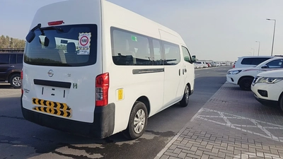 Nissan Urvan NV350 2019 - GCC Specs - Reliable and Spacious-2