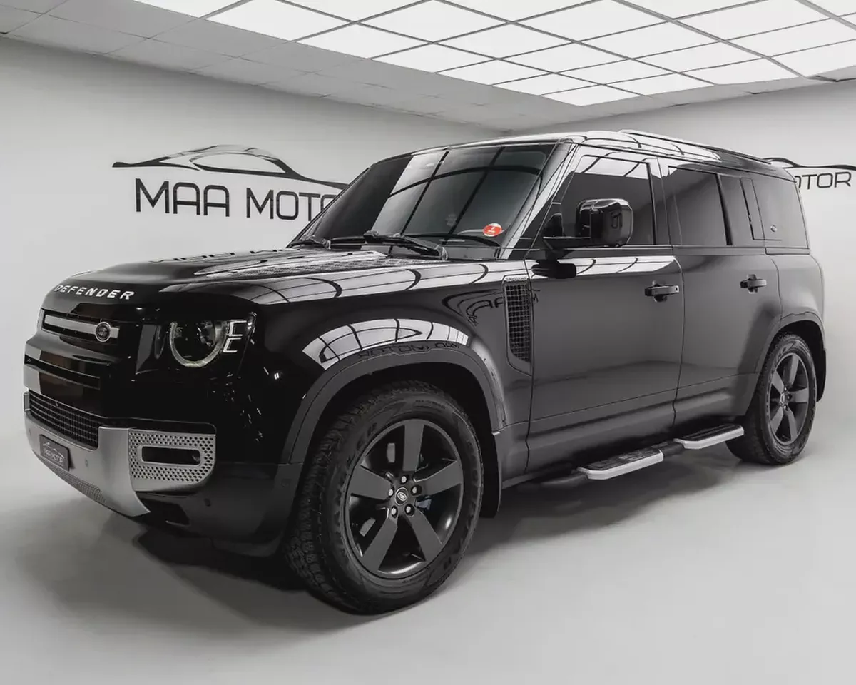 Land Rover Defender 110 SE P300 2024 GCC Specs