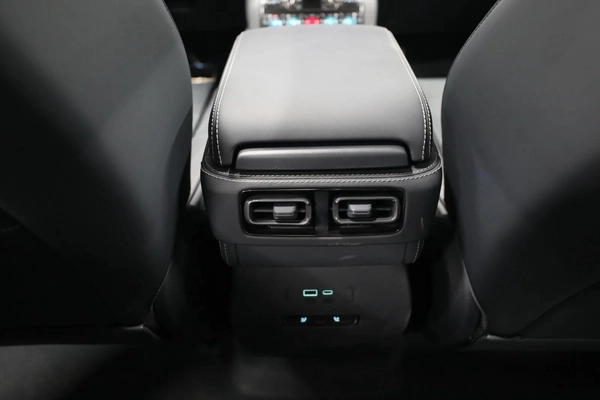 BYD Leopard 5 | Brand New | Under Agancy Warranty 5 Years | AED 2,450 monthly
