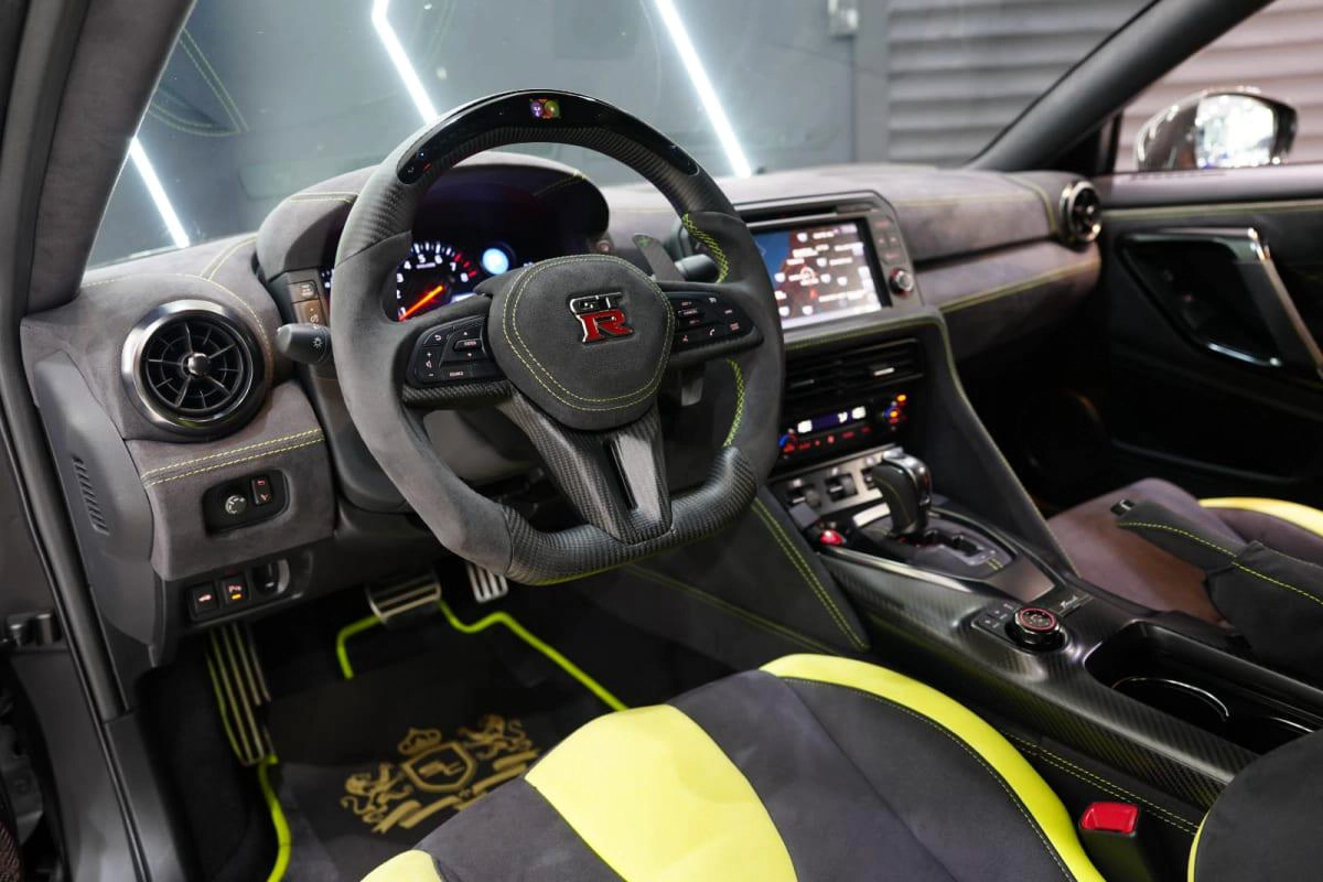 Nissan GT-R Track Edition-5-5