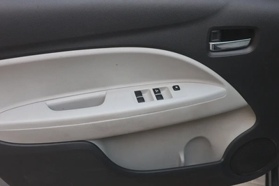 Mitsubishi Attrage GLX 2022 - GCC Specs - Low Mileage-9