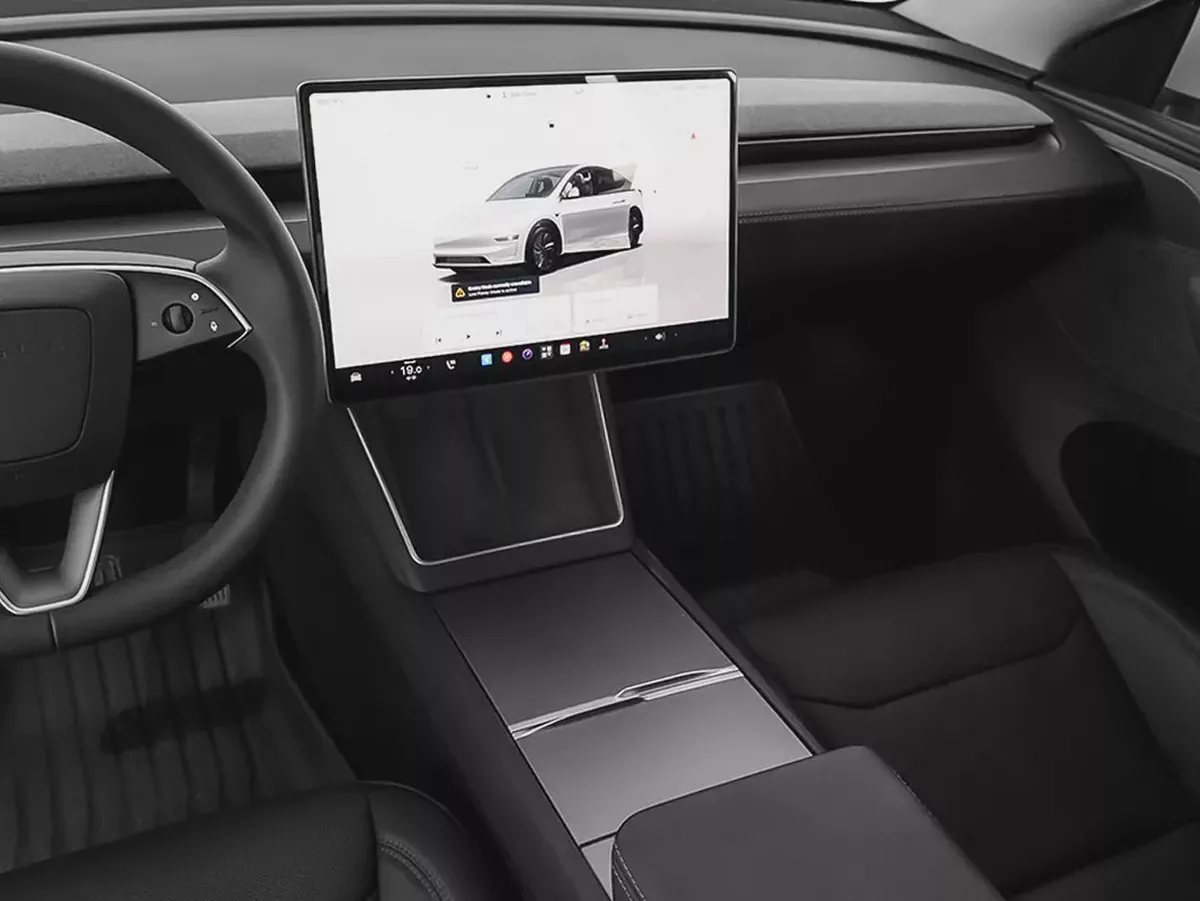 4,342 AED / 60 months | 0% DP | 2025 Telsa Model Y Long Range Dual Motor / Tesla Warranty-8-8