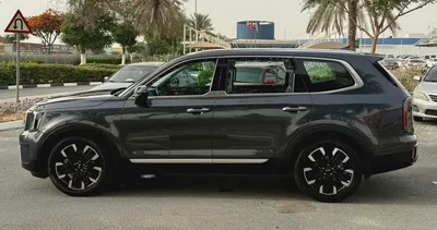2023 Kia Telluride SX Full Options | G.C.C | First Owner | Full Service History-6