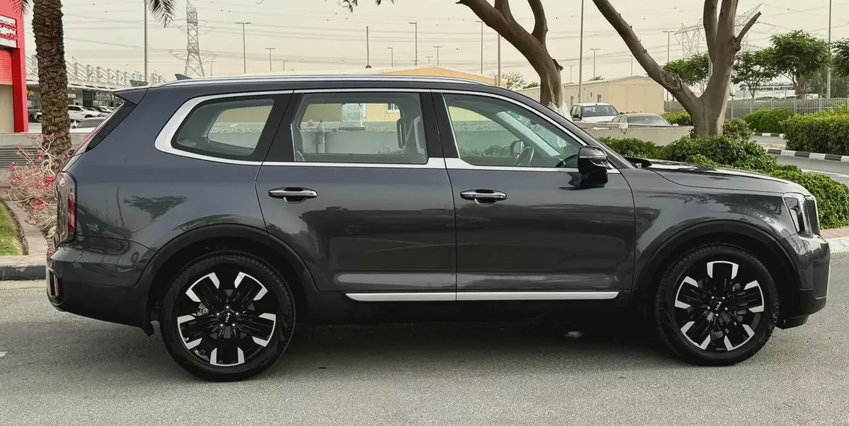 2023 Kia Telluride SX Full Options | G.C.C | First Owner | Full Service History-5-5