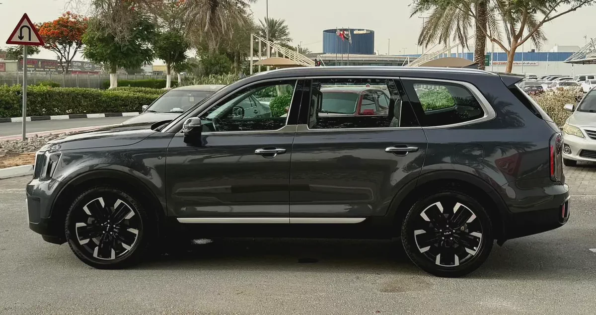 2023 Kia Telluride SX Full Options | G.C.C | First Owner | Full Service History-6-6