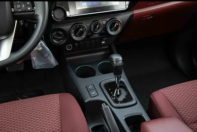 2026 Toyota Hilux-11