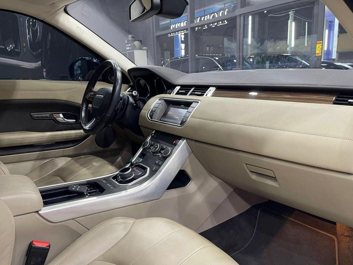 Land Rover Range Rover Evoque P200 R-Dynamic HSE 2.0L-18-18