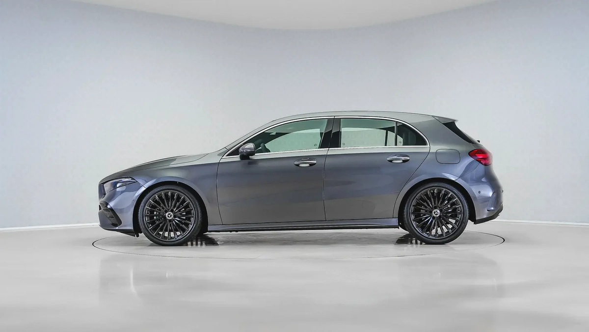 2026 Mercedes-Benz A 200 AMG - Brand New - GCC Specs-9-9