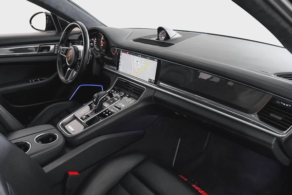 7,022 AED / 48 month’s | 0% DP | 2018 Porsche Panamera Sport Turismo Turbo / Porsche Warranty