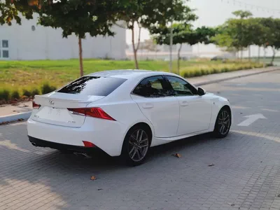 Lexus IS 350 2017 - Immaculate Condition US Specs With Maroon Interior V6-14
