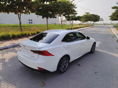 Lexus IS 350 2017 - Immaculate Condition US Specs With Maroon Interior V6-16