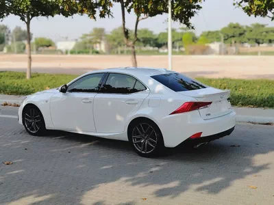 Lexus IS 350 2017 - Immaculate Condition US Specs With Maroon Interior V6-17