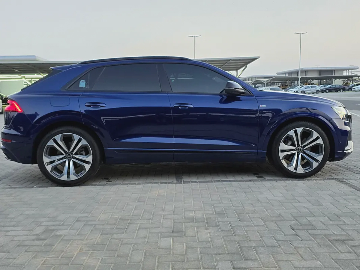 2023 Audi Q8 55 TFSI quattro - Korean Specs - Like New!-4-4