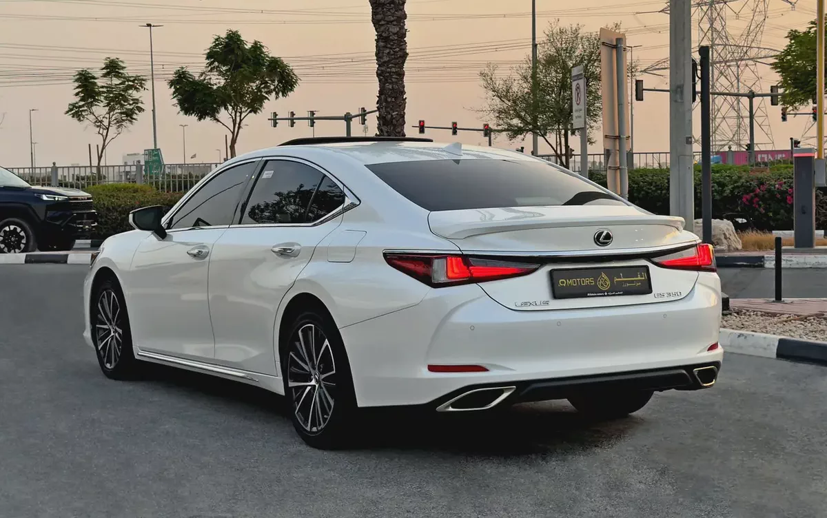2025 Lexus ES350 Premier, Dealer Warranty, GCC Specifications-4-4
