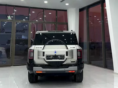 Brand New 2027 Denza B8 Flagship | GCC Specs | Luxury Hybrid SUV-7