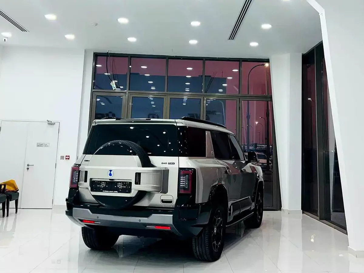 Brand New 2027 Denza B8 Flagship | GCC Specs | Luxury Hybrid SUV-8-8