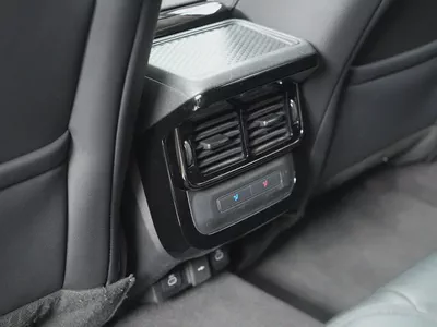 LOW Mileage 2024 Range Rover Evoque | Great Condition-16