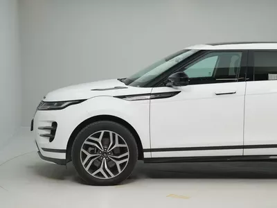 LOW Mileage 2024 Range Rover Evoque | Great Condition-2
