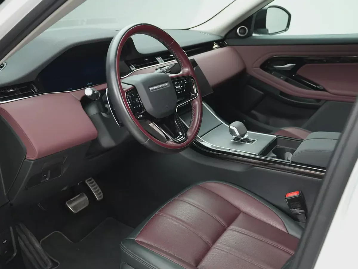 LOW Mileage 2024 Range Rover Evoque | Great Condition-11-11