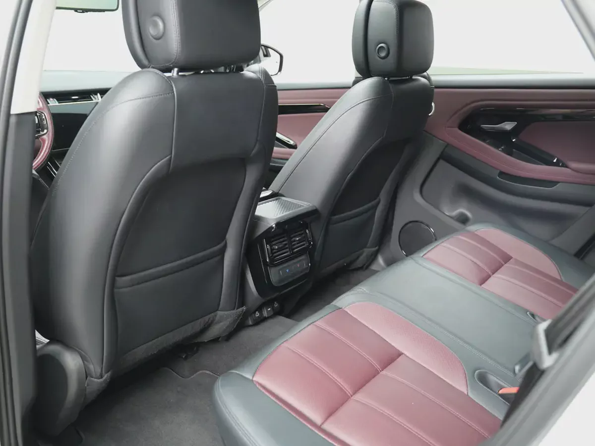 LOW Mileage 2024 Range Rover Evoque | Great Condition-15-15