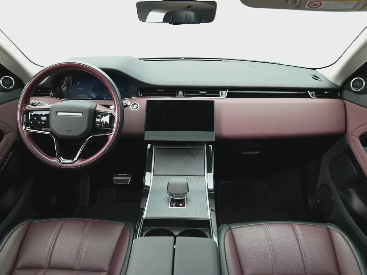 LOW Mileage 2024 Range Rover Evoque | Great Condition-7-7