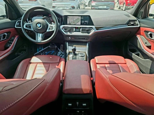 BMW 330i M Sport 2.0L (258 HP) M Sport Warranty & service 2022 GCC - AED 108,000 (AED 118,000)