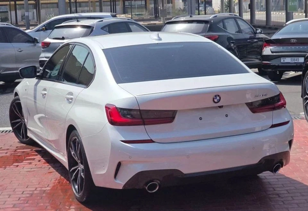 BMW 330i M Sport 2.0L (258 HP) M Sport Warranty & service 2022 GCC - AED 108,000 (AED 118,000)