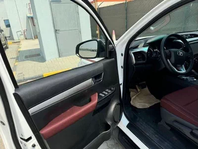 Toyota Hilux GLX Toyota Hilux 2.7L Petrol AT Full Option Without Bush Start MY2025-5