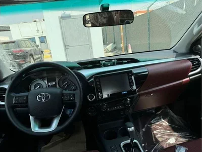 Toyota Hilux GLX Toyota Hilux 2.7L Petrol AT Full Option Without Bush Start MY2025-8
