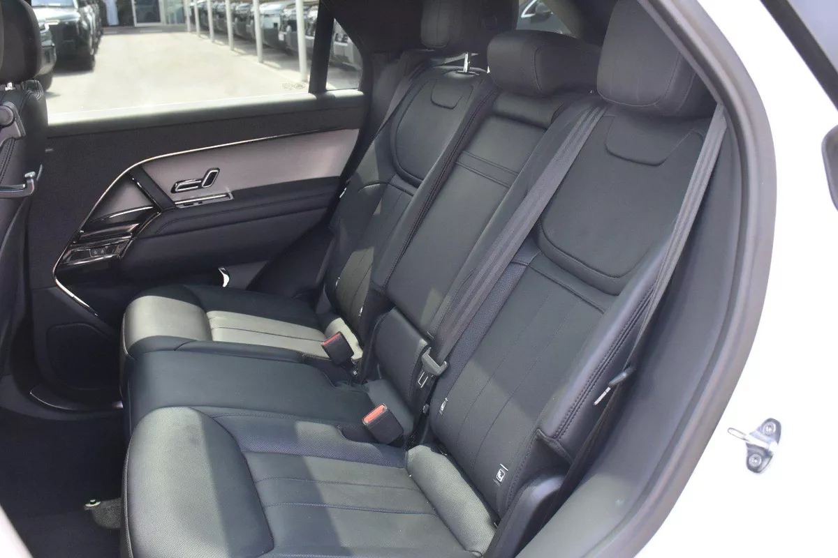 RANGE ROVER SPORTS SE DYNAMIC 2024 | WHITE-4-4