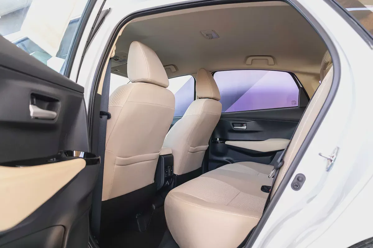 AED 960 Monthly l Toyota Yaris G 1.5L l GCC l Zero Down Payment l 1 Year Warranty-16-16