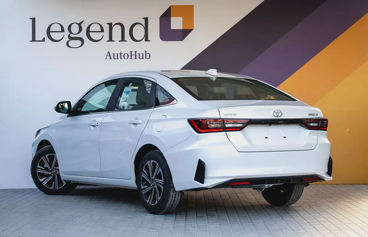AED 960 Monthly l Toyota Yaris G 1.5L l GCC l Zero Down Payment l 1 Year Warranty-3-3