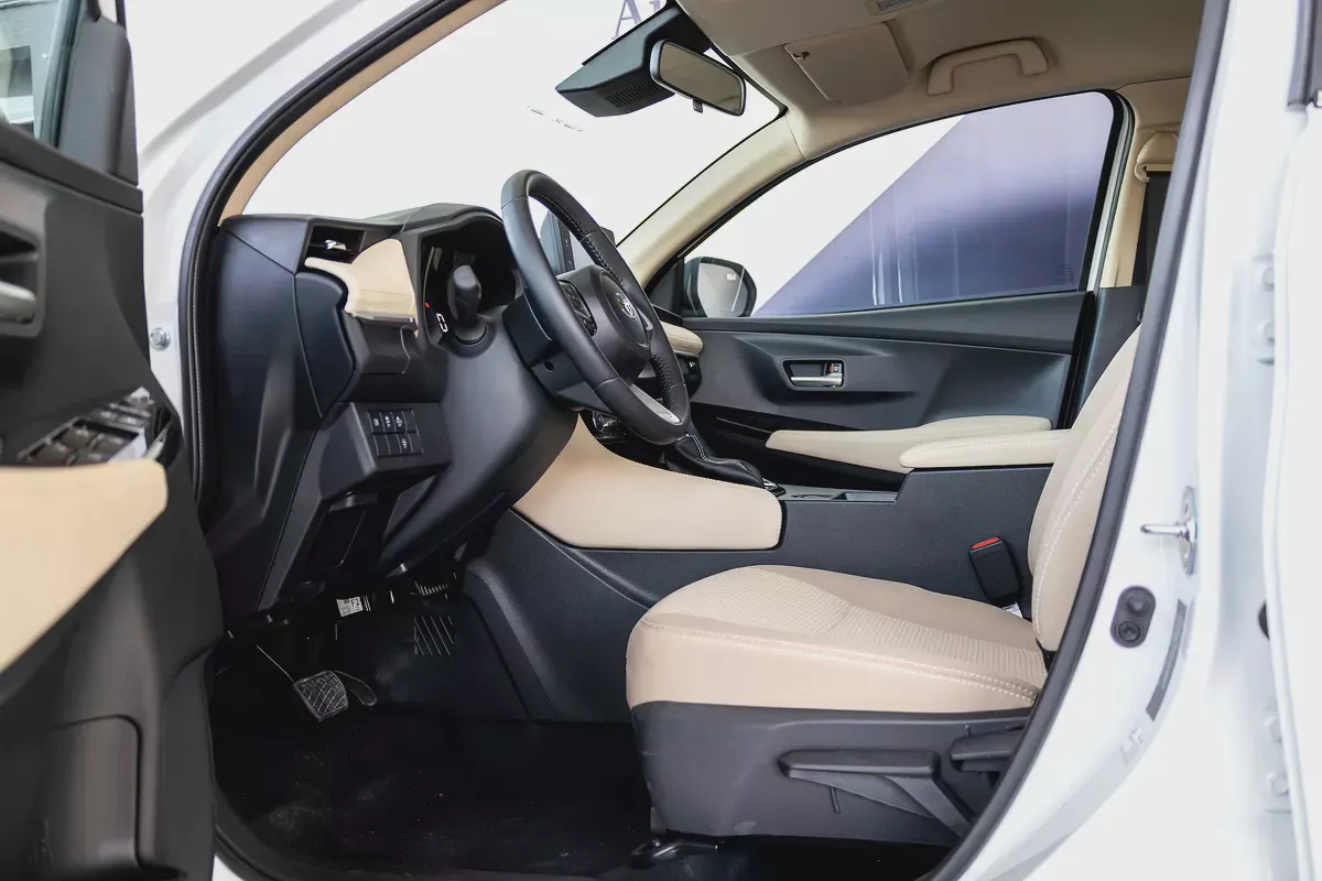 AED 960 Monthly l Toyota Yaris G 1.5L l GCC l Zero Down Payment l 1 Year Warranty-7-7