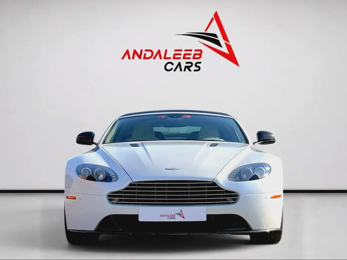 ASTON MARTIN VANTAGE S Cabriolet | 4.7L V8 | 2014 | GCC SPECS