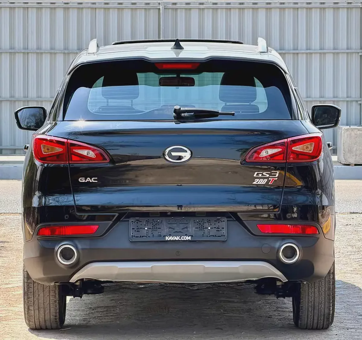 560-Monthly l GCC l Sunroof, Leather, Cruise l Accident Free-13-13