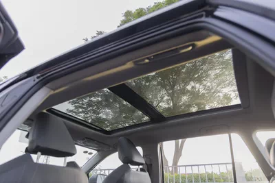 Toyota RAV4 LUXURY | 2026 | 4WD | V4 2.5L Hybrid | Full Option No.1  (EXPORT ONLY)-14